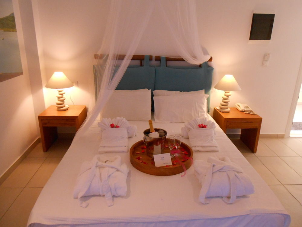 Ionian Princess Suites Hotel Aharávi Kültér fotó