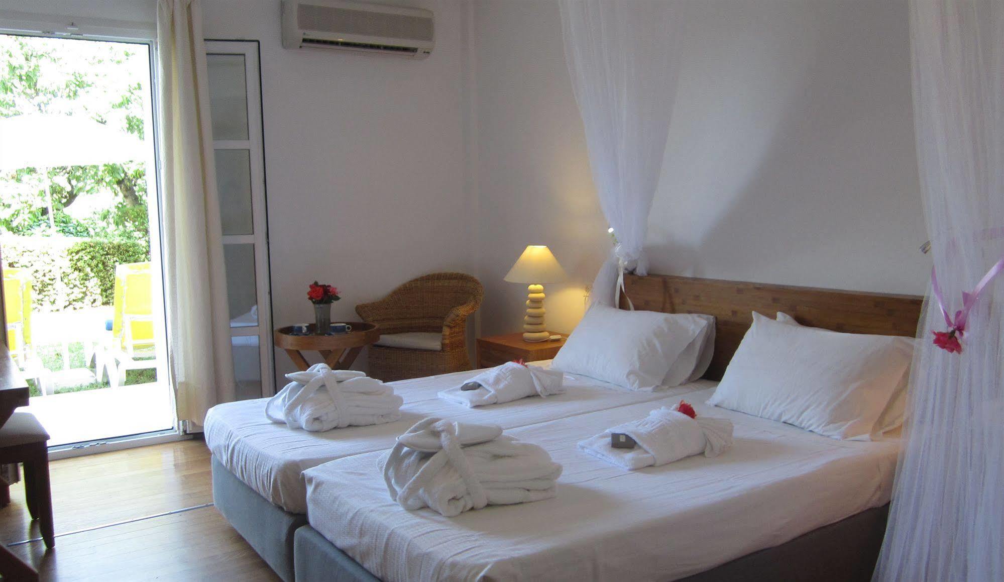 Ionian Princess Suites Hotel Aharávi Kültér fotó