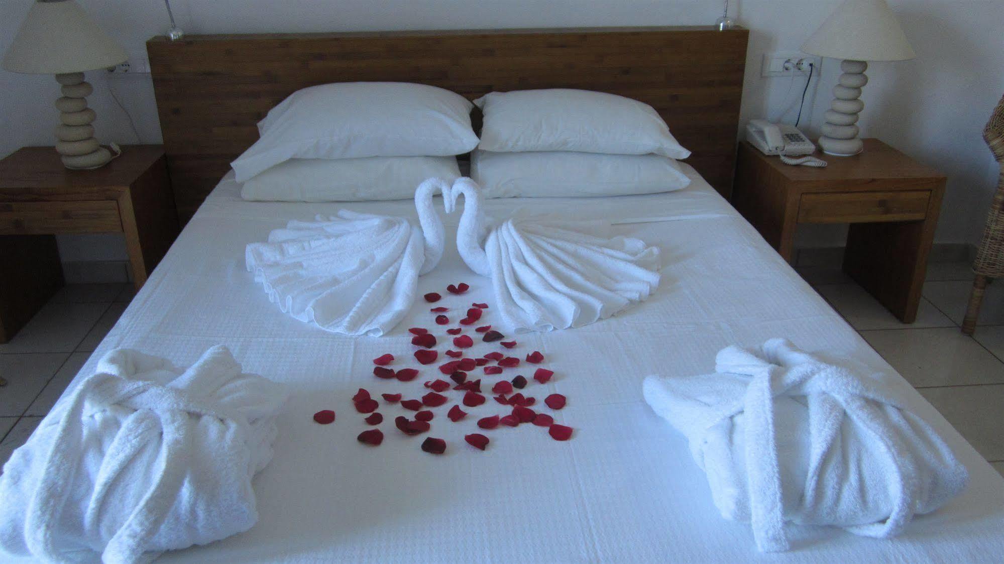 Ionian Princess Suites Hotel Aharávi Kültér fotó